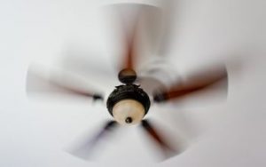 spinning-traditional-fan